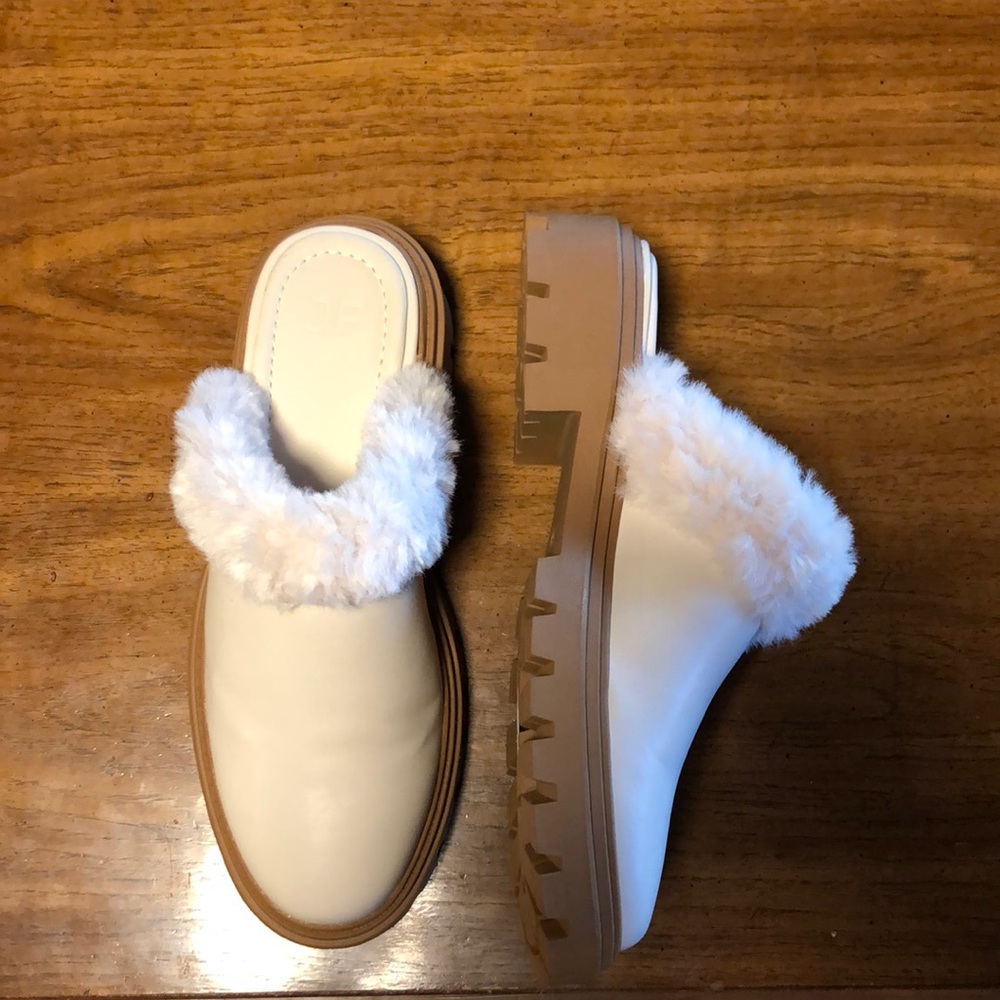 JustFab Minka slip on clogs